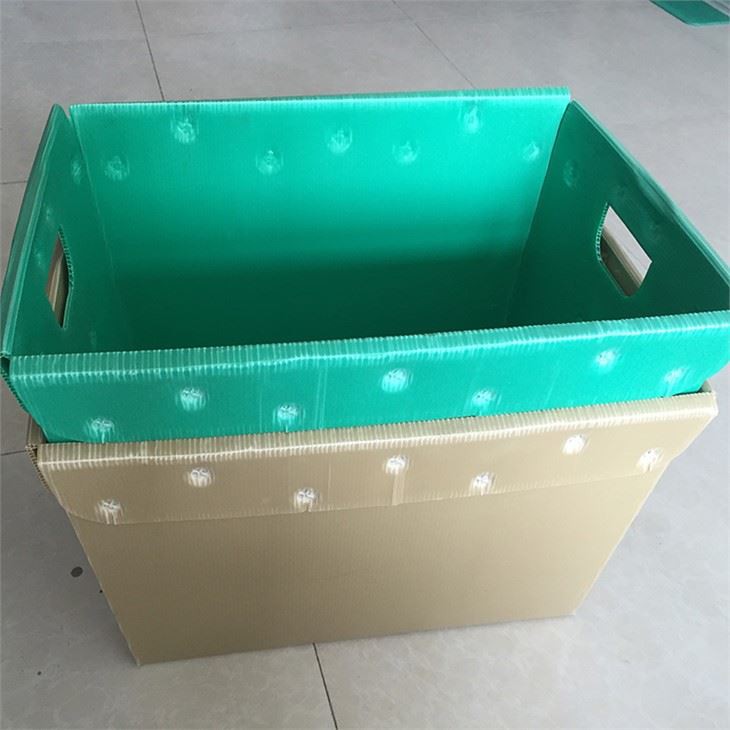Customized corrugated plastic containers(001)