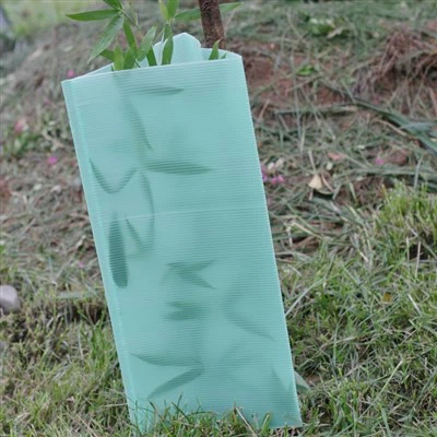 UV-beständiger Pflanzenschutz aus Wellpappe